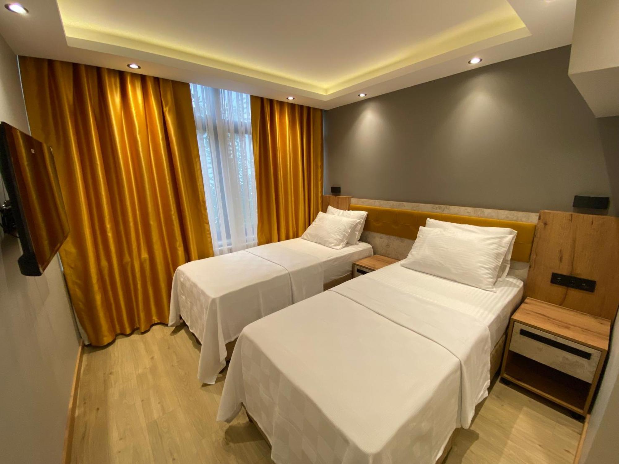 Enjoy Hotel